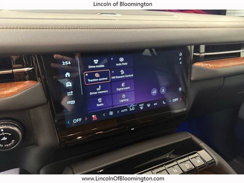 Used 2025 Lincoln Navigator Black Label AWD/4WD image 41
