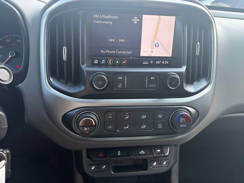 Used 2019 Chevrolet Colorado LT w/ Luxury Package, Chrome AWD/4WD image 11