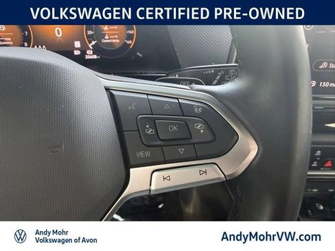 Used 2024 Volkswagen Atlas Cross Sport SEL R-Line AWD/4WD image 28