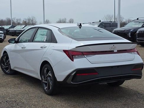New 2025 Hyundai Elantra Sport image 21
