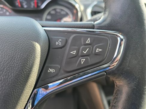 Used 2017 Chevrolet Cruze Premier FWD image 30