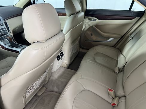 Used 2009 Cadillac CTS 3.6 RWD image 21