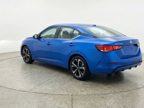 Used 2025 Nissan Sentra SV image 6