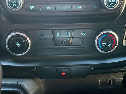 Used 2020 Ford Transit 250 Medium Roof w/ Load Area Protection Package image 15