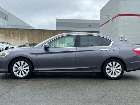 Used 2015 Honda Accord EX-L image 9