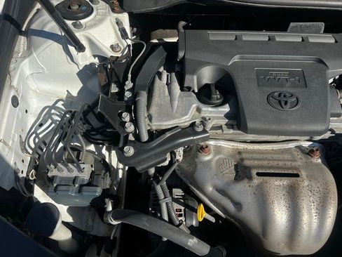 Used 2016 Toyota Camry SE image 34