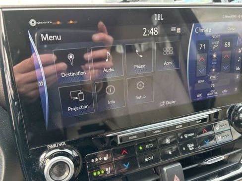 Used 2020 Toyota Highlander Limited image 21