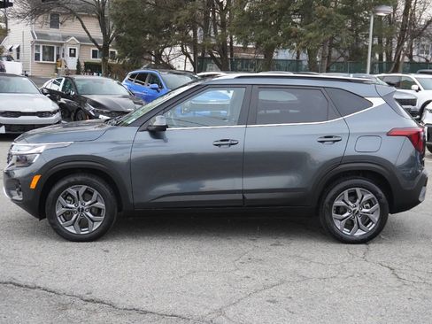 Used 2024 Kia Seltos S image 18