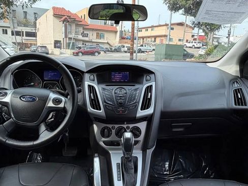 Used 2013 Ford Focus SE image 17