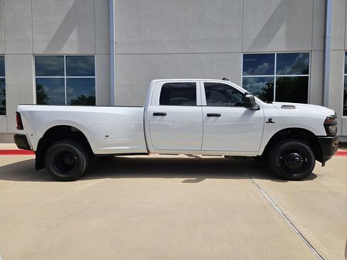 New 2026 RAM 3500 Tradesman AWD/4WD image 2