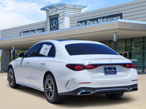 New 2025 Mercedes-Benz E 350 Sedan image 4