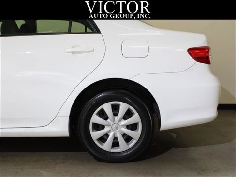 Used 2011 Toyota Corolla LE image 7