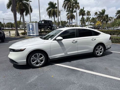 Certified 2024 Honda Accord EX image 3