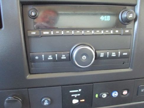 Used 2021 Chevrolet Express 3500 w/ Power Convenience Package RWD image 25