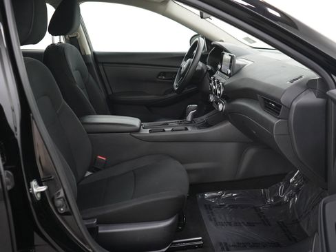 Used 2025 Nissan Sentra S FWD image 11