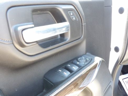 Used 2022 Chevrolet Silverado 2500 LT RWD image 21