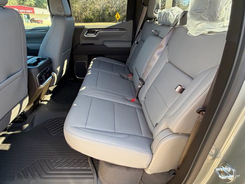 New 2026 Chevrolet Silverado 1500 LTZ AWD/4WD image 12