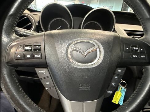 Used 2011 MAZDA MAZDA3 s Sport FWD image 17