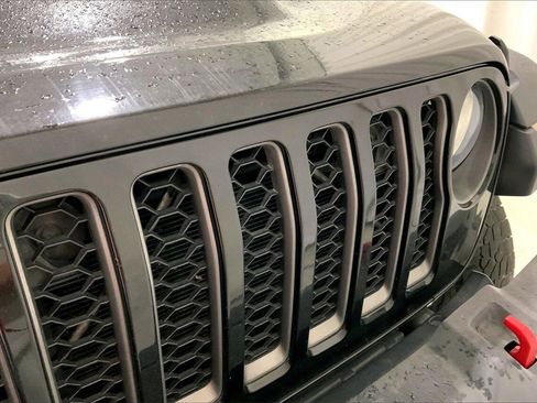 Used 2020 Jeep Gladiator Rubicon image 7