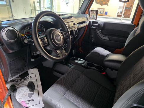 Used 2011 Jeep Wrangler Sport AWD/4WD image 16