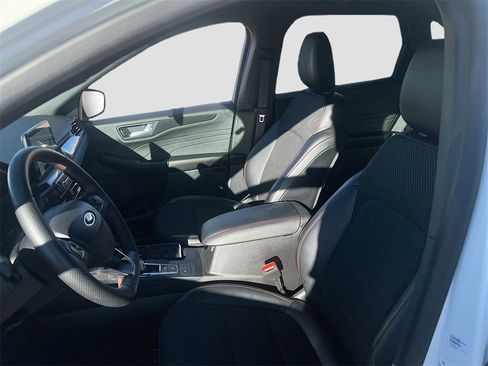 Used 2025 Ford Escape ST-Line Elite image 20