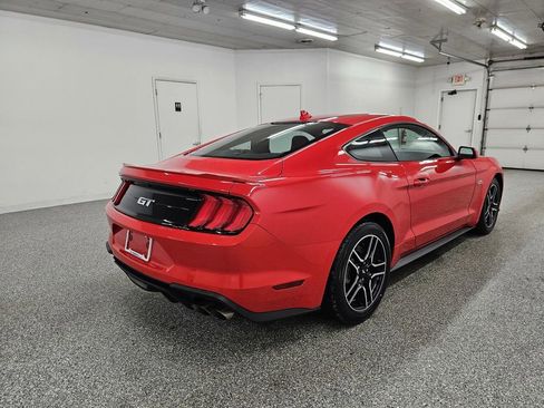 Used 2021 Ford Mustang GT RWD image 4