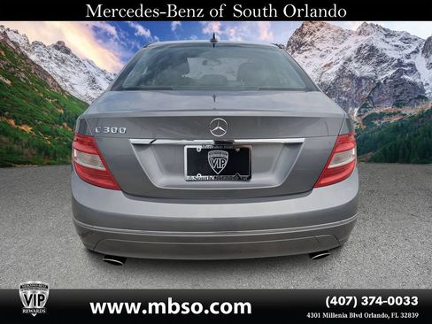 Used 2009 Mercedes-Benz C 300 Sedan image 15