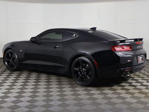 Used 2017 Chevrolet Camaro SS RWD image 11