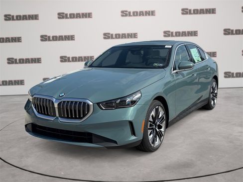 New 2026 BMW 530i xDrive image 1