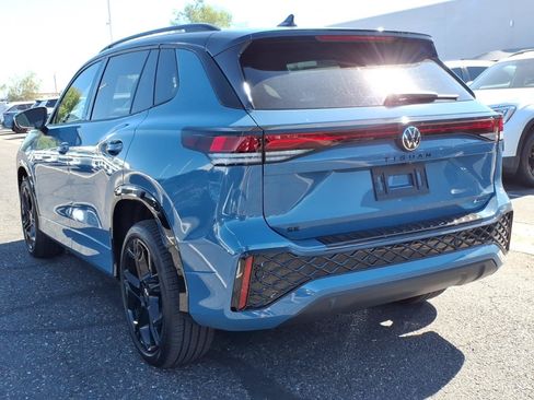 New 2026 Volkswagen Tiguan SE R-Line AWD/4WD image 3