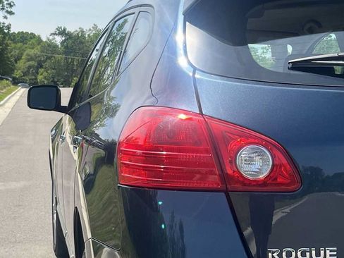 Used 2014 Nissan Rogue S w/ Convenience Package AWD/4WD image 18