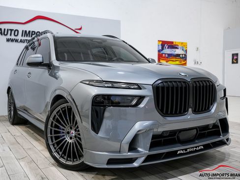 Used 2024 BMW ALPINA XB7 image 27