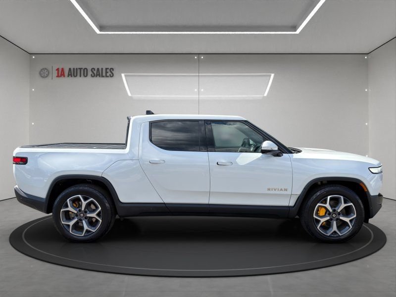 Used 2022 Rivian R1T Adventure AWD/4WD image 6