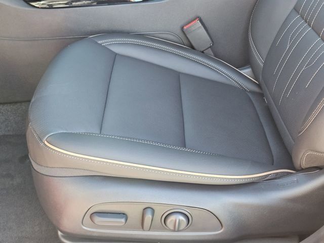 New 2026 Buick Envista Preferred FWD image 17