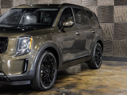 Used 2021 Kia Telluride SX w/ Nightfall Edition Package AWD/4WD image 8