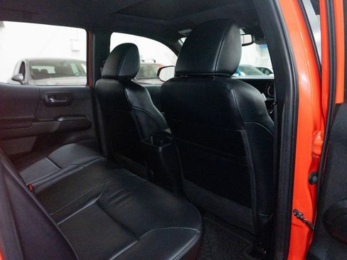 Used 2023 Toyota Tacoma TRD Pro AWD/4WD image 36