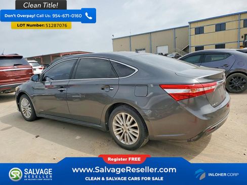 Used 2013 Toyota Avalon XLE Touring FWD image 3