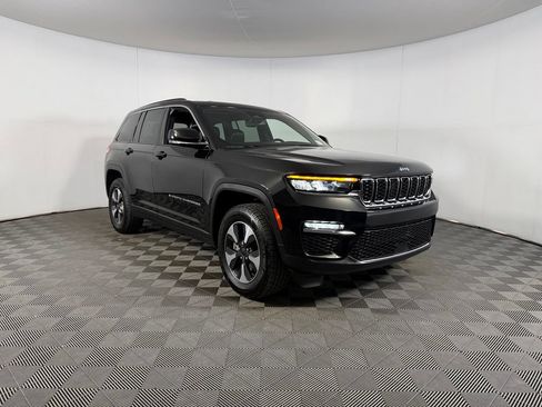 Certified 2024 Jeep Grand Cherokee Limited 4xe AWD/4WD image 3