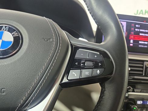 Used 2022 BMW 530i xDrive 530i xDrive w/ Executive Package image 16