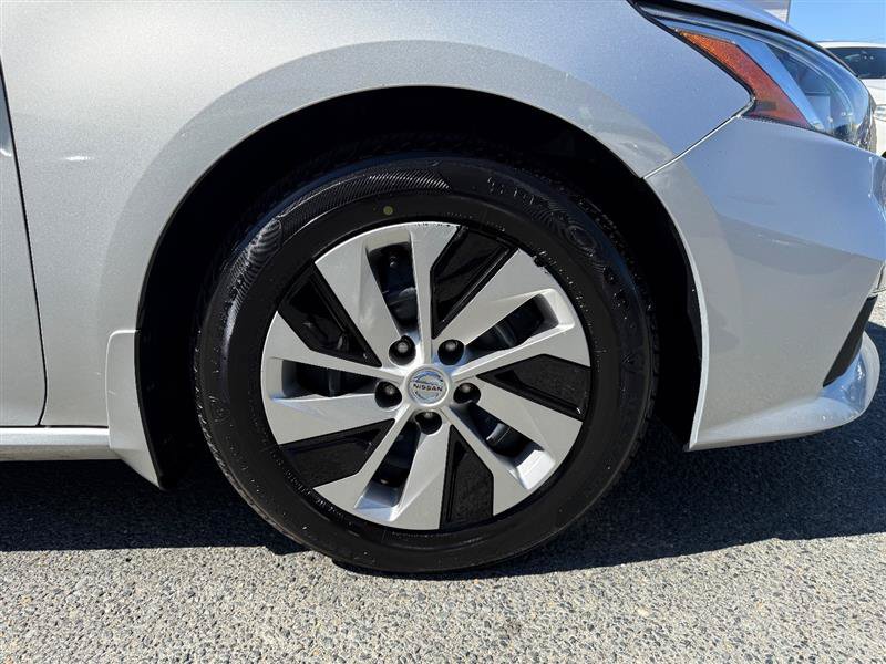 Used 2020 Nissan Altima 2.5 S FWD image 11