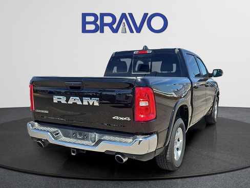 Used 2025 RAM 1500 Big Horn AWD/4WD image 4