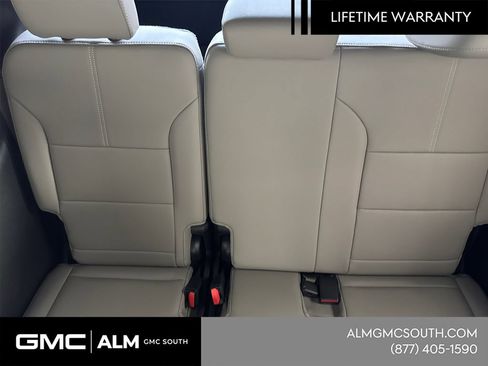 New 2026 GMC Acadia Elevation w/ Elevation Premium Package FWD image 24