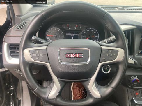 Used 2018 GMC Terrain SLE w/ Driver Convenience Package FWD image 26