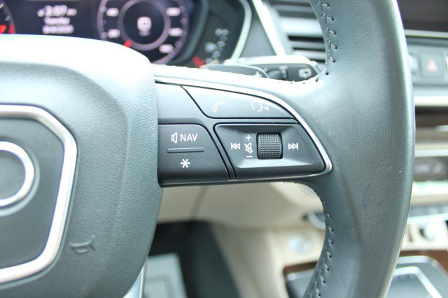 Used 2019 Audi Q5 2.0T Premium Plus w/ Premium Plus Package AWD/4WD image 18
