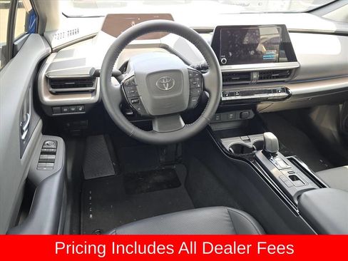 Used 2024 Toyota Prius XLE FWD image 7