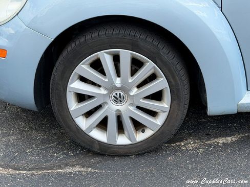 Used 2009 Volkswagen Beetle S FWD image 46