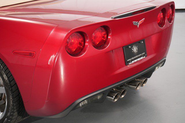 Used 2008 Chevrolet Corvette Convertible w/ Preferred Equipment Group RWD image 18
