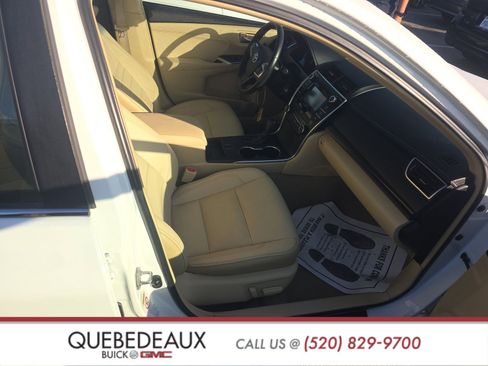 Used 2015 Toyota Camry XLE image 8