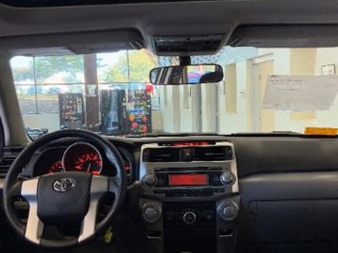 Used 2011 Toyota 4Runner Trail image 26