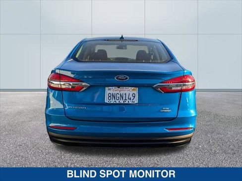 Certified 2020 Ford Fusion SE image 4